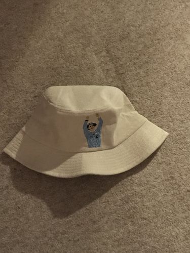 Customer photo review of Billy Bowden 6 Runs - Cream Cord Bucket Hat