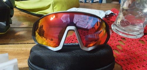 Customer photo review of KE9408 Cycling Sunglasses With Multiple Interchangeable Lenses