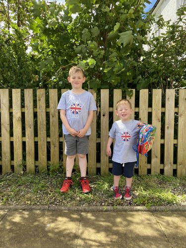 Customer photo review of Queen's Jubilee 2022 Flag Family Matching Grey T-Shirts