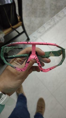 Customer photo review of KE9408 UV-400 Photochromic Cycling Sunglasses