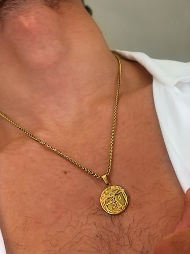 Customer photo review of Vitruvian (Gold)