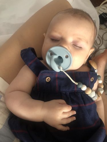 Customer photo review of Kit 3 Chupetes Nenina & Co