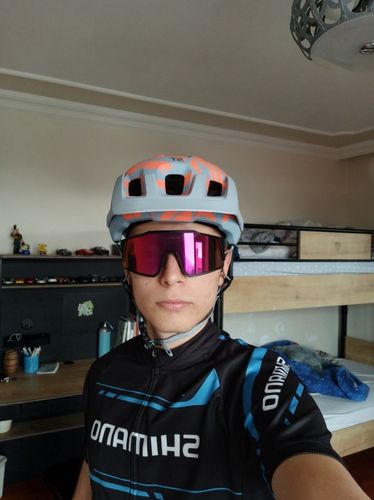 Customer photo review of KE9022 Cycling Sunglasses With Multiple Interchangeable Lenses