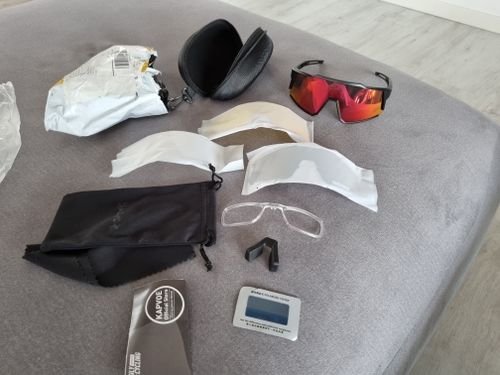 Customer photo review of KE9022 Cycling Sunglasses With Multiple Interchangeable Lenses