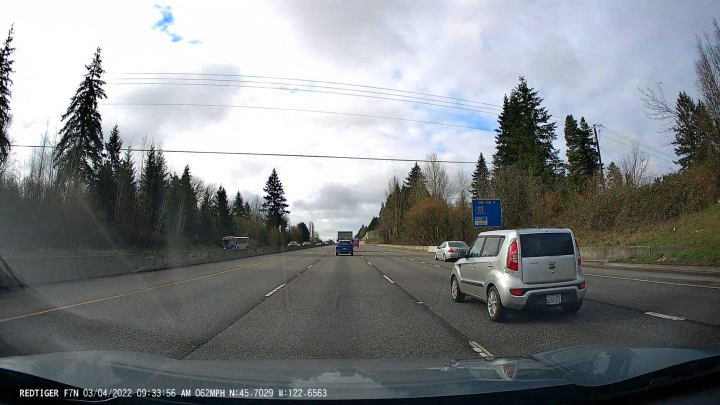 Customer photo review of Redtiger F7N 4K Dual Front and Rear Dash Cam With 64GB SD Card