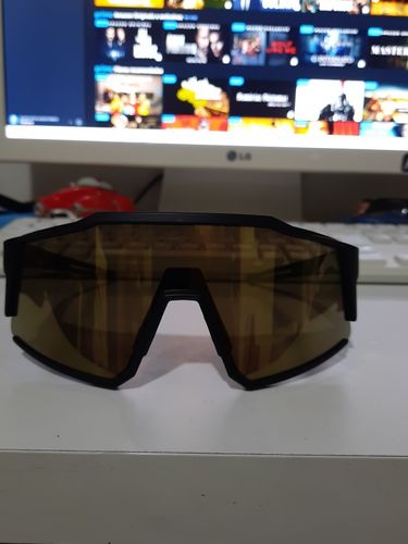 Customer photo review of KE9022 Cycling Sunglasses With Multiple Interchangeable Lenses