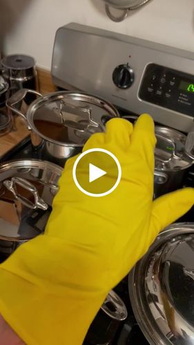 Customer video review of House Care Multi-Purpose Latex Gloves X-Large, 180-ct