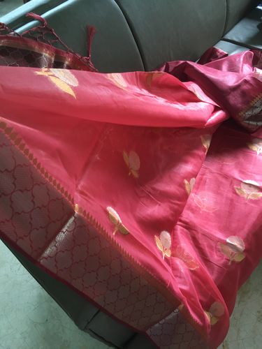 Customer photo review of DAWN PINK BANARASI ORGANZA WOVEN SILK SAREE