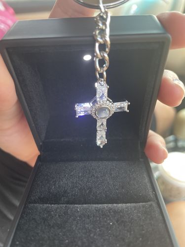 Customer photo review of Personalized Cross Keychain Photo Projection Keychain For Boyfriend