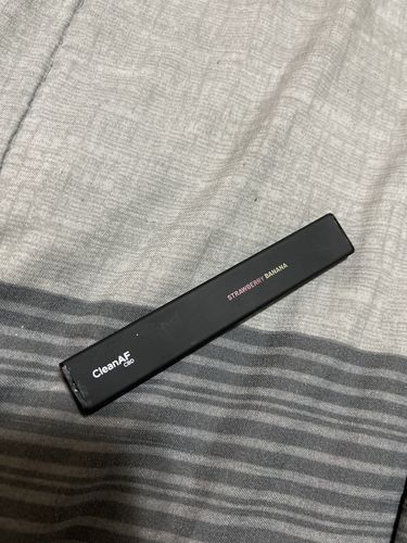 Customer photo review of 100mg CBD Disposable Vape Pen | CleanAF PUFF