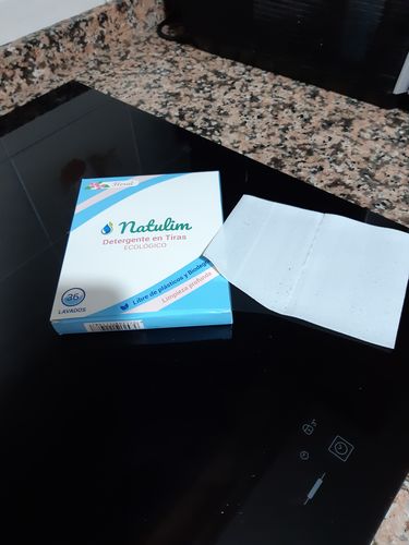 Customer photo review of Eco-Tiras de Detergente 40 lavados Natulim