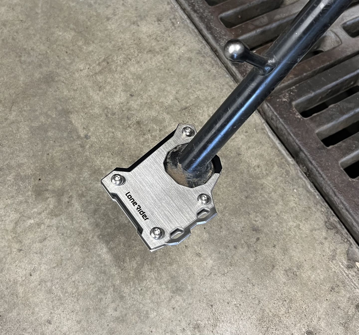 Customer photo review of Side Stand Foot Extension BMW R1200 GS Adventure / BMW R1250 GS Adventure