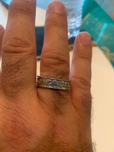 Customer photo review of Claddagh Promise™ 18K White Gold Men's Ring