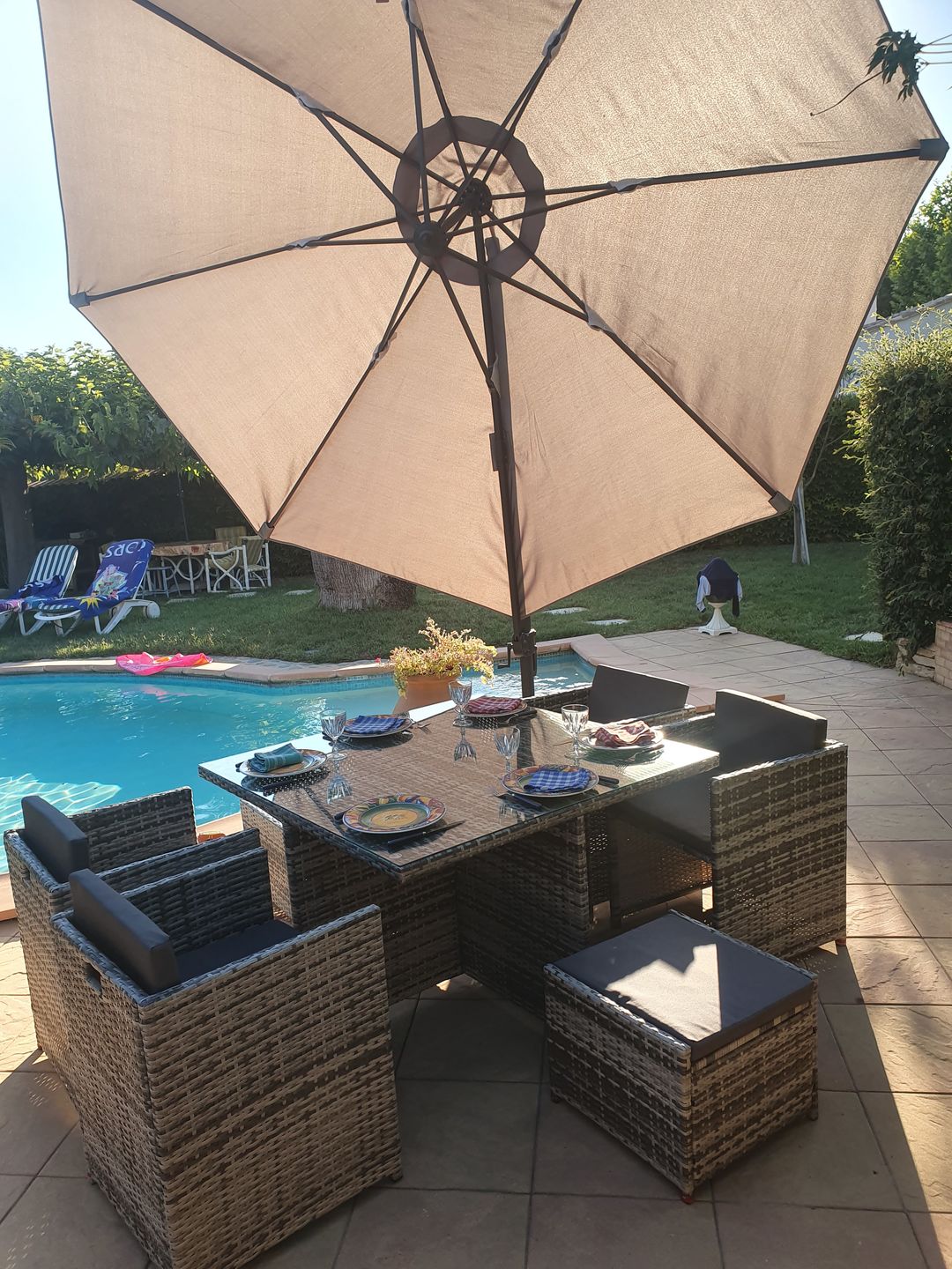 Customer photo review of CASTILLO