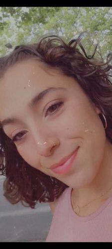 Customer photo review of Le vrai piercing Yanissa