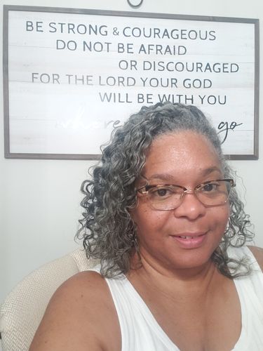 Customer photo review of Sample Curly Hair Wash and Go System with Organic Jojoba Oil for Moisturizing Hair with Lavender Fragrance (Step 1 - 4)