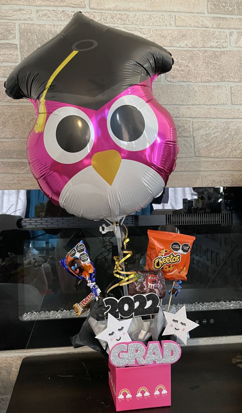 Customer photo review of GLOBO METALICO 18" CONGRATULATIONS
