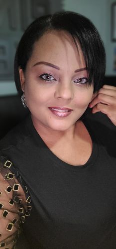 Customer photo review of Meetone Freshview Gray Contact Lenses