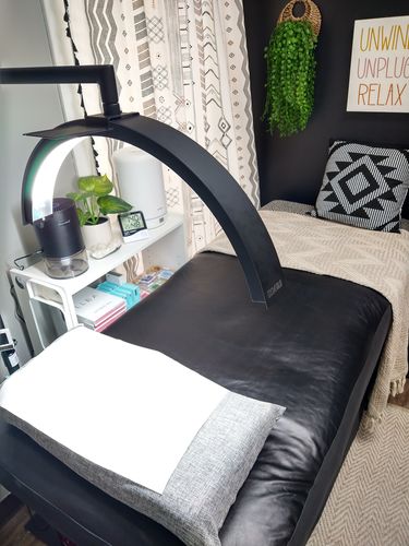 Customer photo review of CosmoGlo Original Light Bundle + Phone Clip