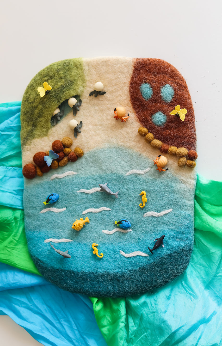 Customer photo review of Sea, Beach and Rockpool Play Mat Playscape