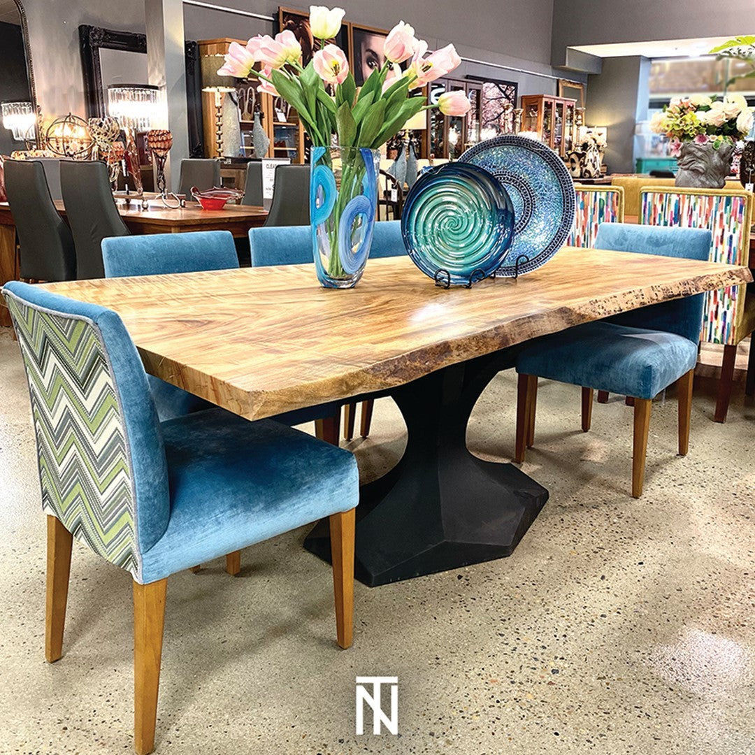 Customer photo review of Metal Table Base - 304 Dentro - 31, 22, 28H inch - Flowyline