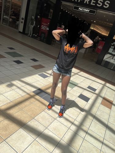 Customer photo review of Men RAW Drip Orange Bling Crew Neck