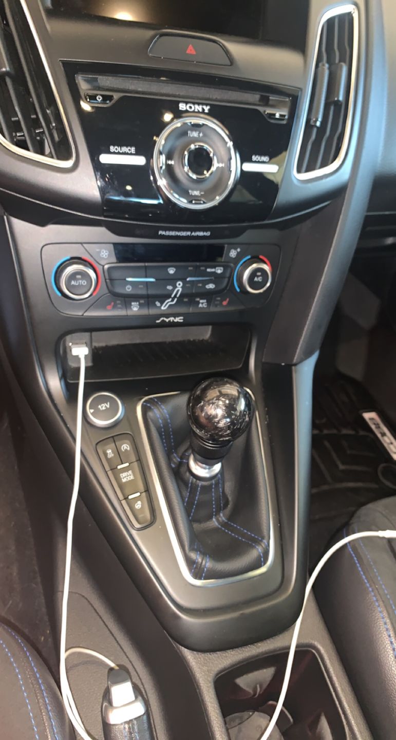 Customer photo review of Forged Carbon Fiber Shift Knob