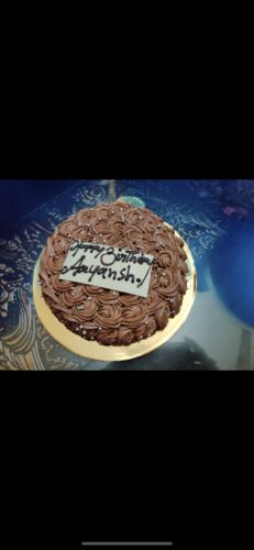 Customer photo review of Classical Dairy Milk Cake