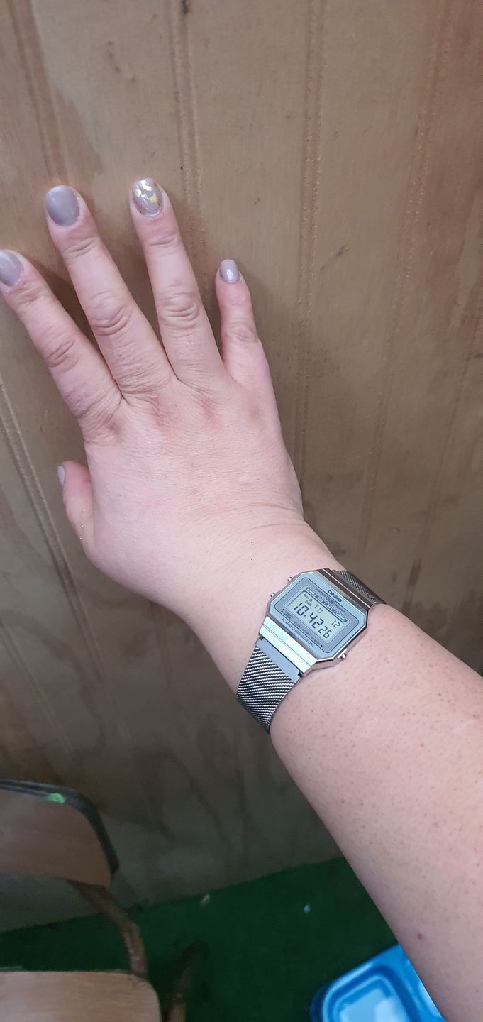 Customer photo review of Reloj Casio Vintage A700WM-7ADF Plateado Milanese Slim