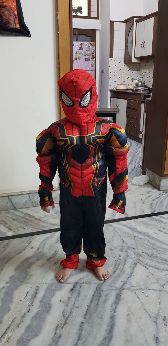 Customer photo review of Spiderman dress for boys- The infinity war Spiderman suit costume for kids