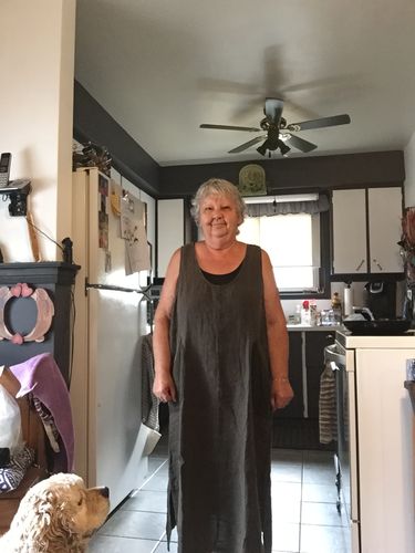Customer photo review of Plus Size Sleeveless Linen Summer Split Loose Dress