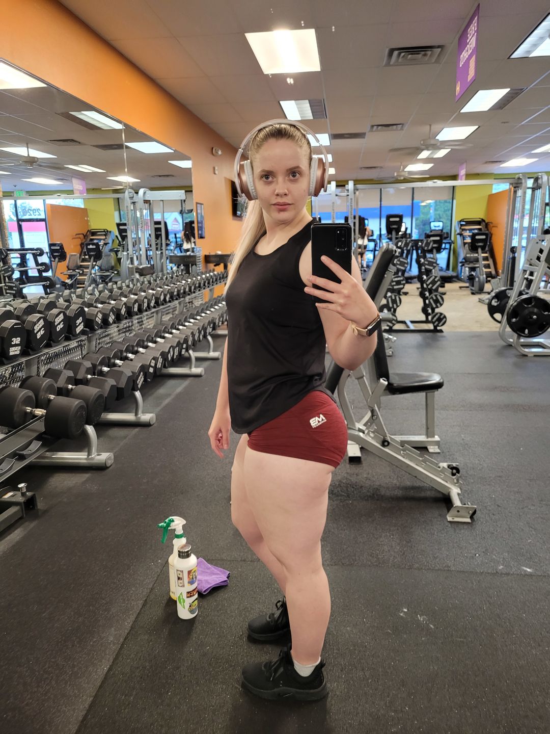 Customer photo review of OG SHORTS - BURNT RED (COMFORT)