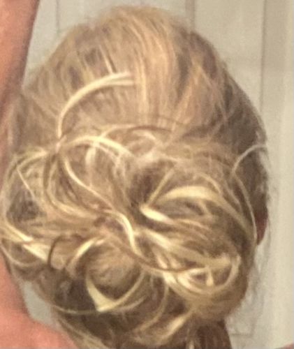 Customer photo review of Top Knot Ponytail Holder