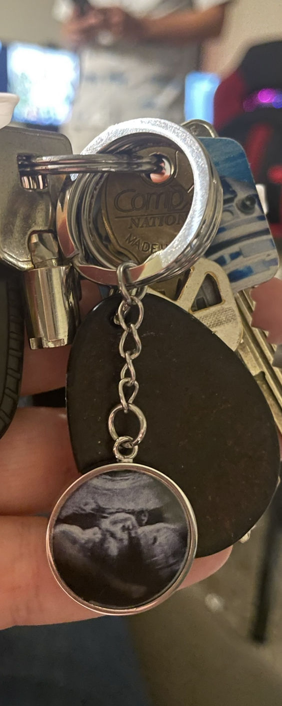 Customer photo review of Love Keychain - Custom Photo and Message