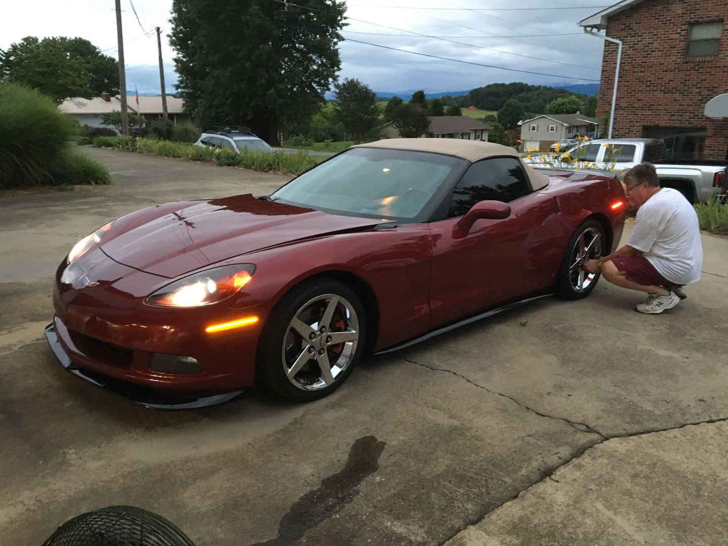 Customer photo review of Corvette C6 Base Model Extended Front Splitter Lip & Side Skirts Rocker Panels