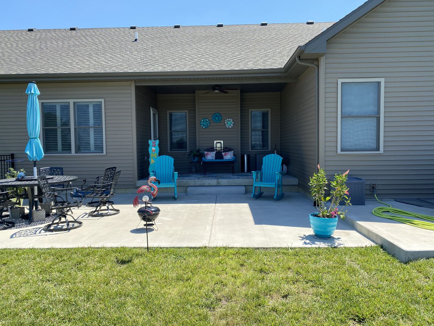 Customer photo review of Adirondack Porch Rocker Lakeside Collection