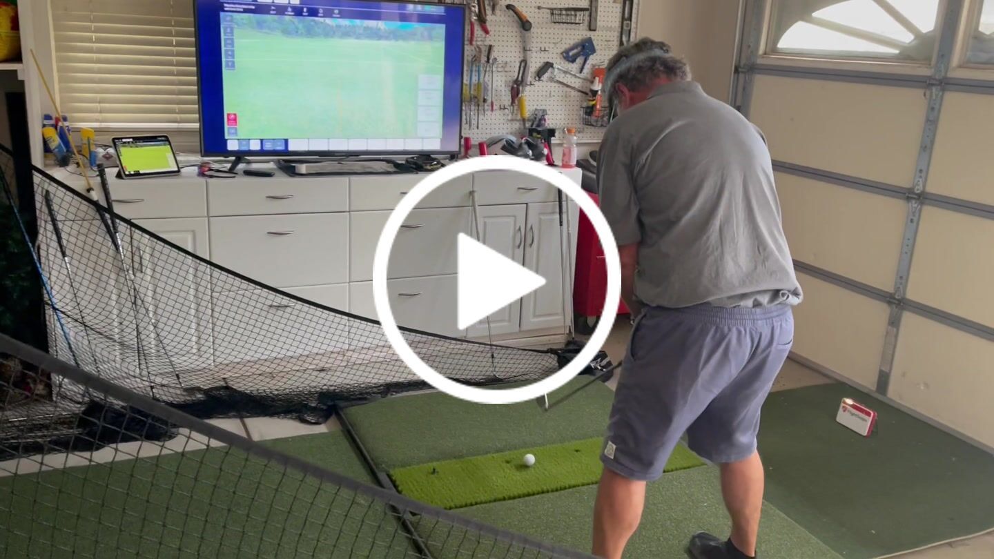 Customer video review of Fiberbuilt 7'x4' Grass Series Single-Hitting Studio Golf Mat