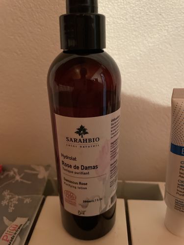 Customer photo review of hydrolat Rose de damas Bio 200 mL - sarahbio