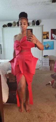 Customer photo review of Solid Color Unique Bowknot Dress Suit