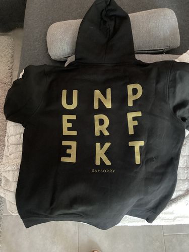 Customer photo review of 100% Organic Hoodie Unisex »UNPERFEKT« ☝️Backprint