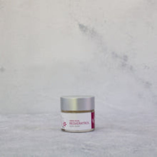 Customer photo review of Crema Facial Resveratrol
