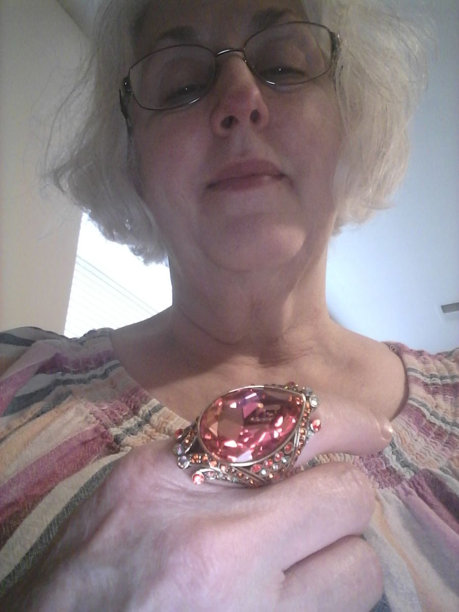 Customer photo review of HEIDI DAUS®"Make Some Waves" Crystal Statement Ring