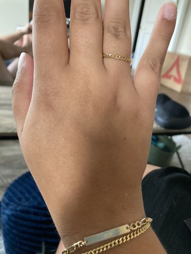 Customer photo review of dainty chain ring