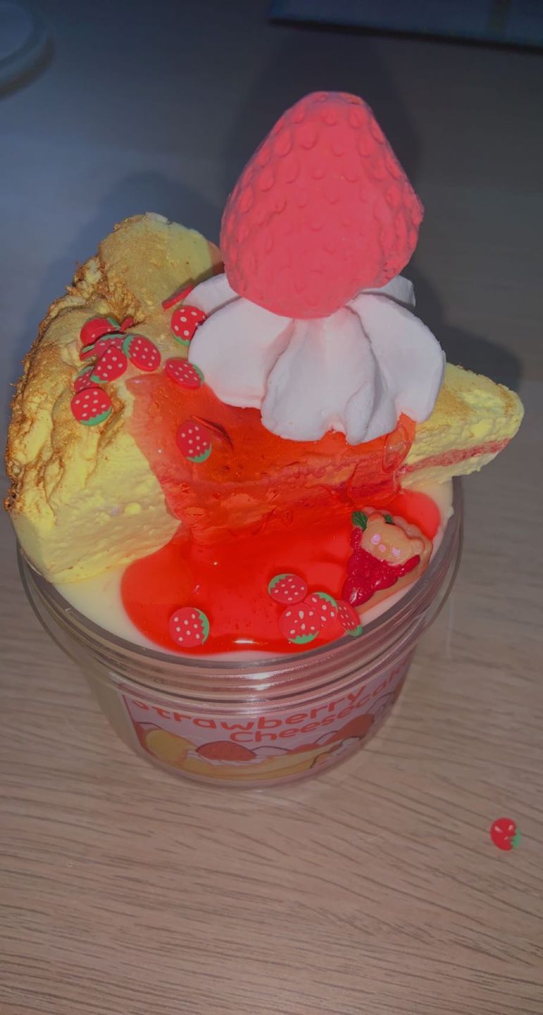Customer photo review of Strawberry Cheesecake
