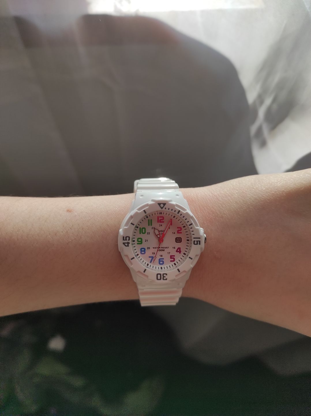 Customer photo review of Reloj Casio Análogo LRW-200H-7BVDF Blanco Mini Buceo