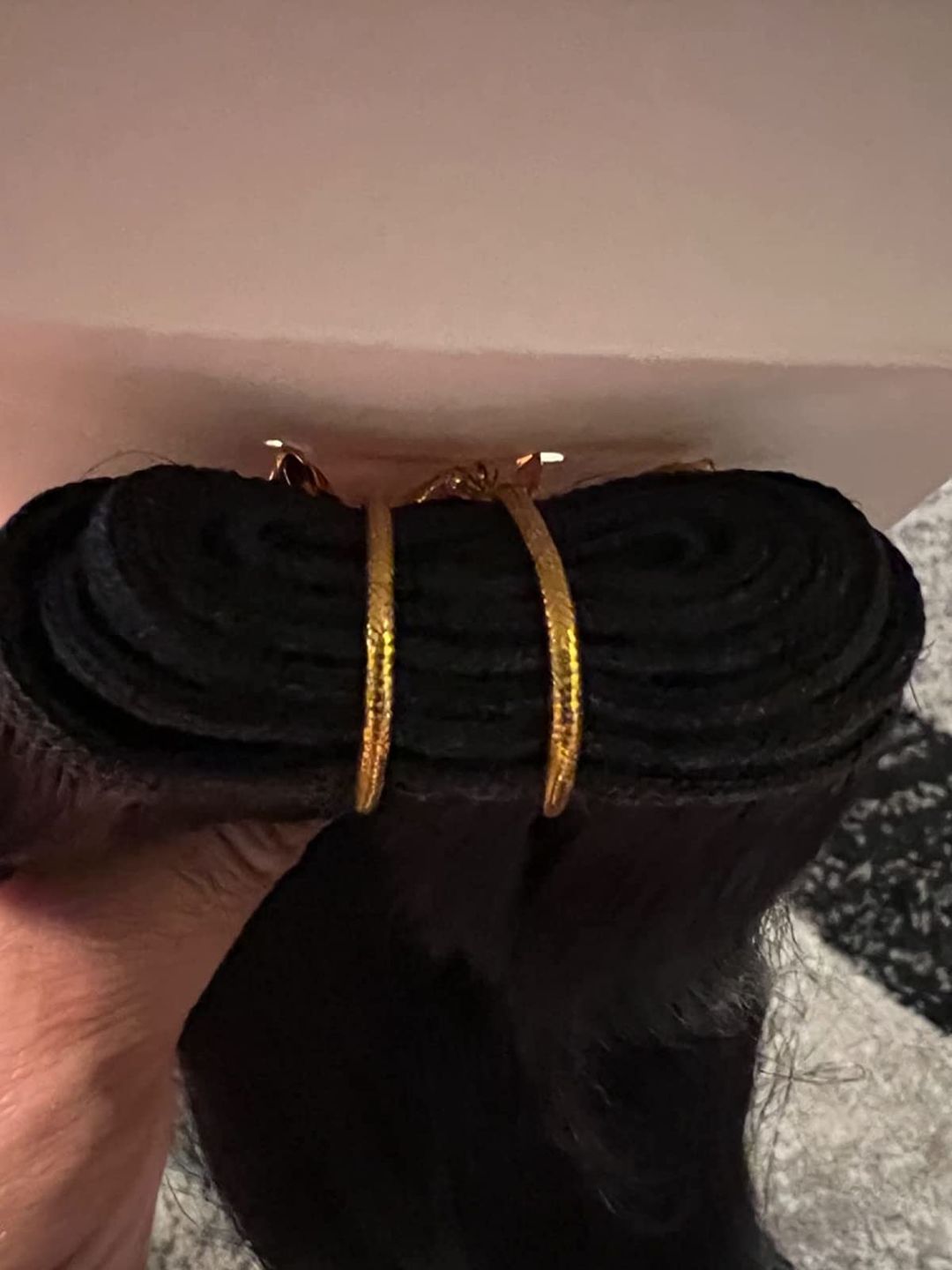 Customer photo review of Weft Hair Extensions Human Hair Weft Solid Jet Black #1
