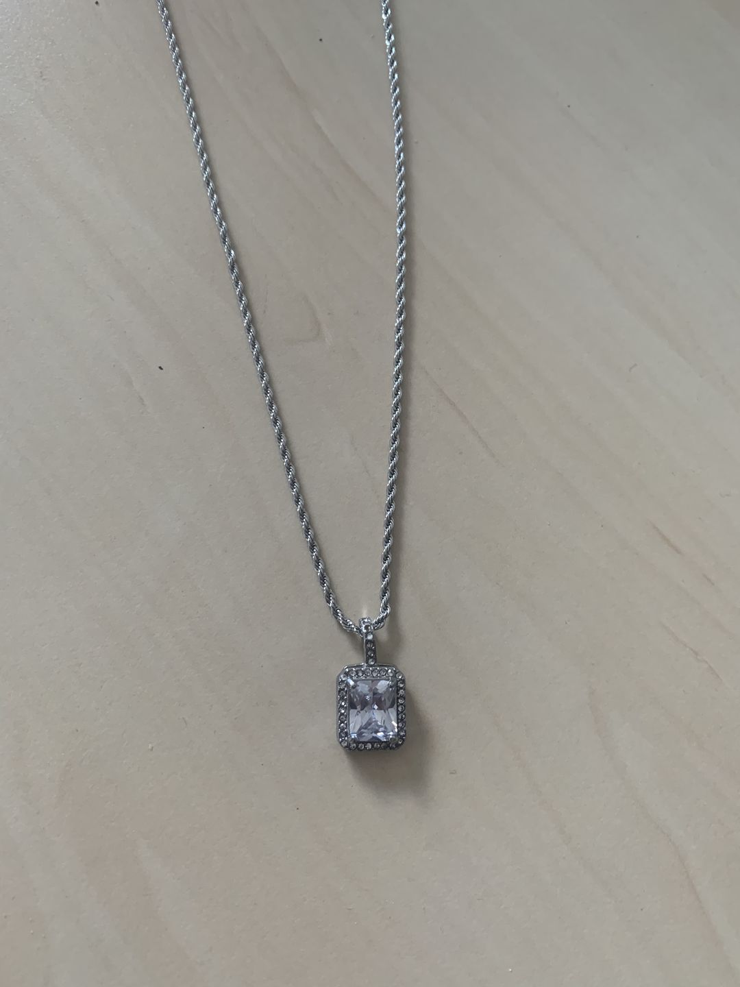 Customer photo review of Everlasting Elegance Kette