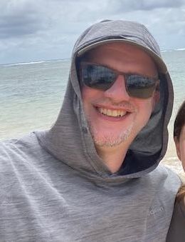 Customer photo review of MEN'S RIVER RUN HOODIE