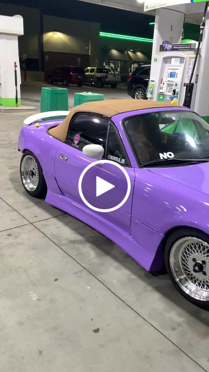 Customer video review of Super Glossy Lavender Purple Vinyl Wrap