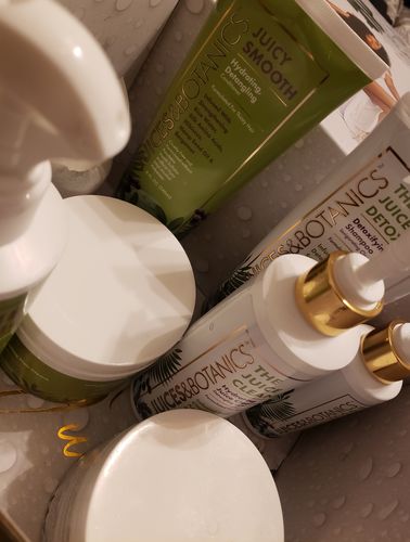 Customer photo review of Luxe Box Growth Bundle Pre-Sale Item Will Ship in 10-12 Weeks